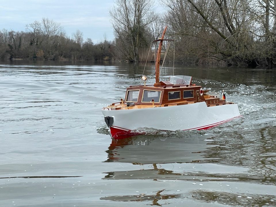 VEDETTE SMB Yacht Modellboot Schiff RC Krick Aeronaut in Biebesheim