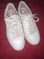 weisse Sneaker      S. Oliver. Herzogtum Lauenburg - Geesthacht Vorschau