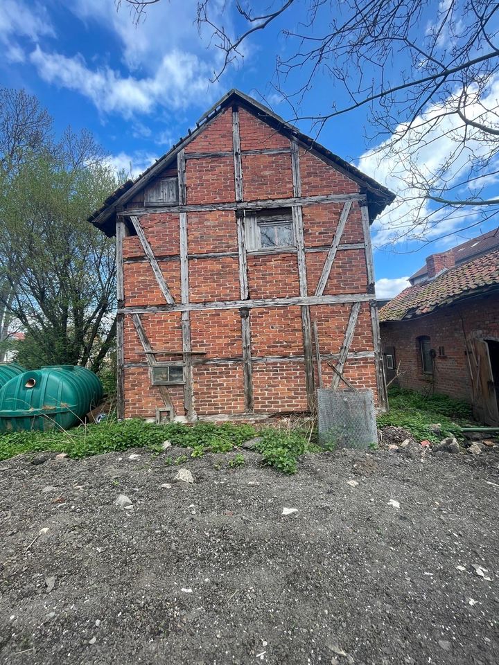 Scheune/Stall Ziegelsteine/Balken zu verschenken in Hessen