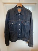 Levi’s Jeans-Jacke - Modell Trucker - blau - Größe M Wiesbaden - Delkenheim Vorschau