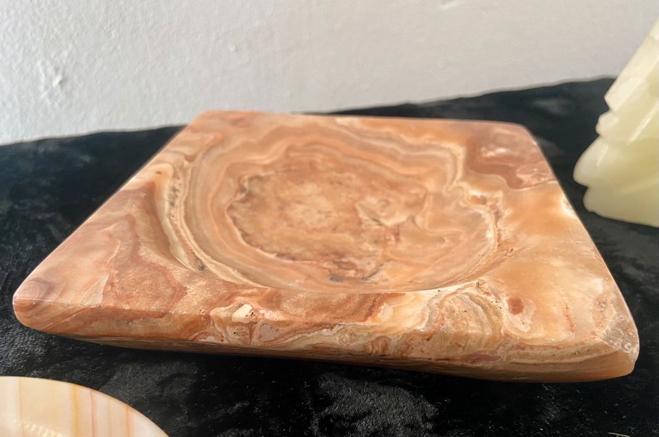 Vintage Onyx Marmor, Alabaster Aschenbecher, Italien 60/70er in Oberhausen