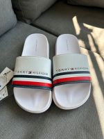 Tommy Hilfiger Badeschuhe Gr.39  Neu Nordrhein-Westfalen - Olpe Vorschau