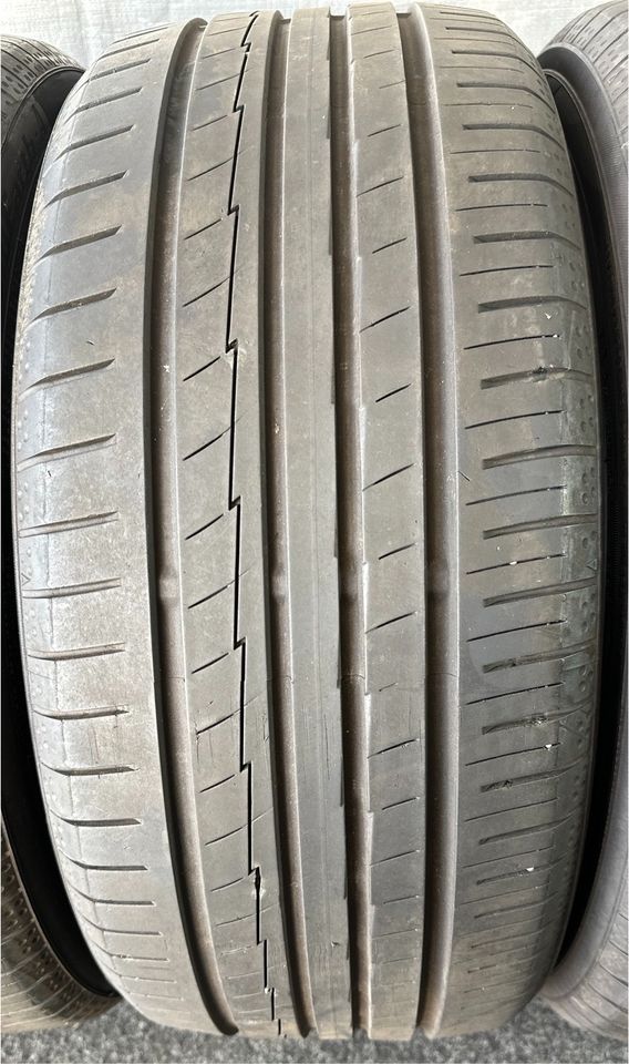 Yokohama Bluearth-A 185/50 R16 81H 205/40 R17 80H Sommerreifen in Maintal