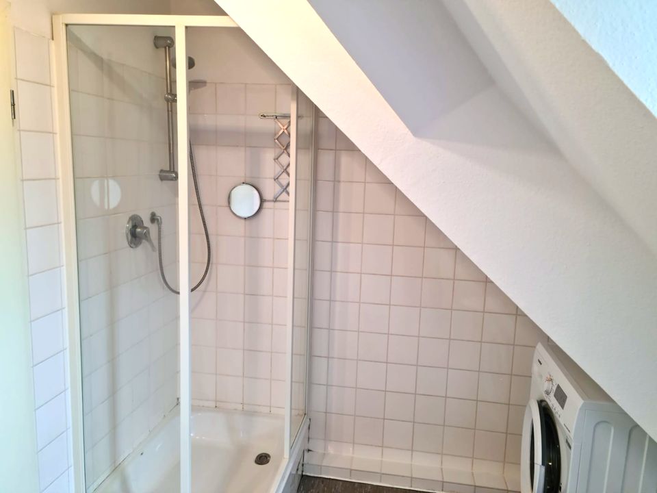 3 Zimmer Wohnung - zentrale Lage - neue Einbauküche - renoviert in Braunschweig