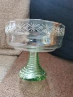 Glasschale DDR, grüner Fuß, geschliffen, Pralinen Schale Sachsen - Mittweida Vorschau