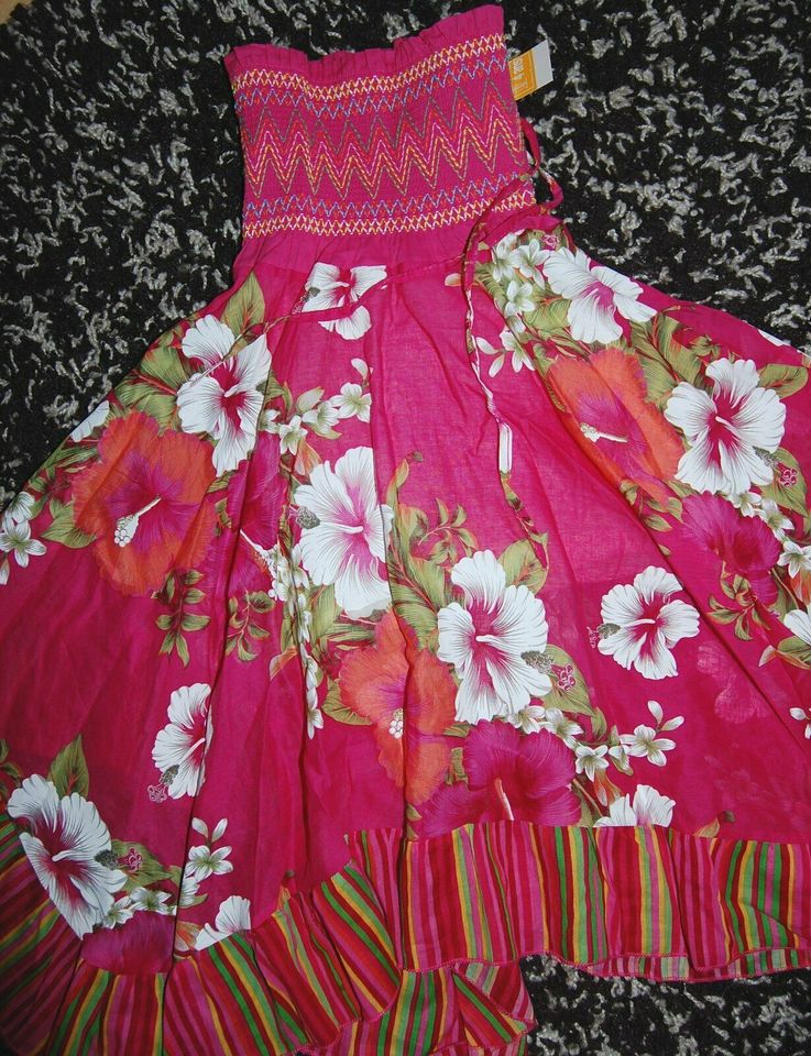 Kleid -neu- Strand*Sommer schwingend Gr. 104 in Unterkirnach