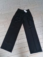 RESERVED Damenhose mit seitlichen Cargo -Taschen NEU m. Etikett Köln - Ehrenfeld Vorschau