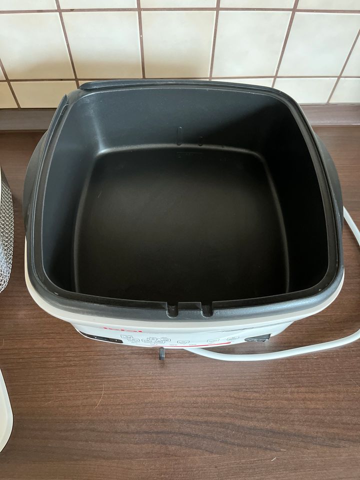 Tefal Versalio Deluxe 9in1 Fritteuse und vieles mehr in Langerwehe