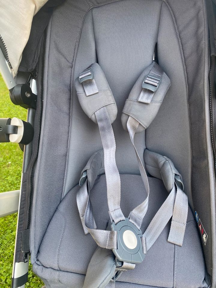 Joolz Day 3 Kinderwagen Grey + Zubehör + Echtleder Griffe 1500€ in Sachsenheim