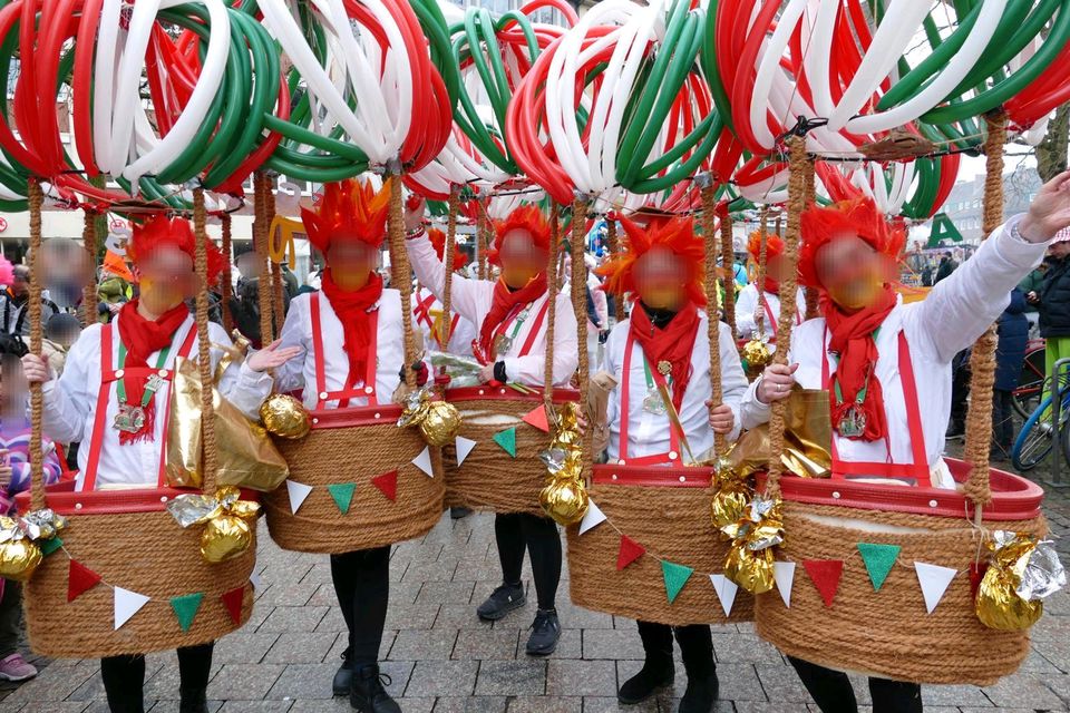 9x Karnevalskostüm Fussgruppe Karneval Kostüm Heißluftballon in Amelsbüren
