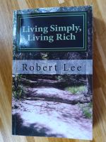 Living Simply, Living Rich / Robert Lee München - Ramersdorf-Perlach Vorschau