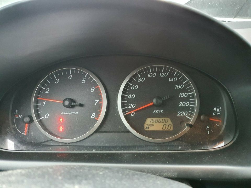 Mazda 2 DY Tacho Tachometer Kombiinstrument Bj.05 158600km in Bremervörde