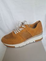 Modischer Damen Sneaker Hessen - Maintal Vorschau