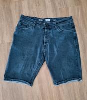 Jeans Shorts kurze Hose Herren Gr. W 34 s.Oliver schwarz Nordrhein-Westfalen - Wesel Vorschau