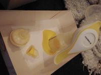 Medela Harmony pump & feed Set Milchpumpe Calma Sauger Kompressen Berlin - Schöneberg Vorschau