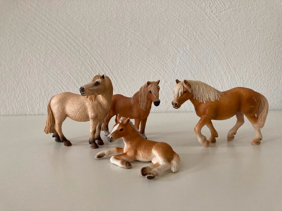 Schleich, Pferde Set in Wiesbaden