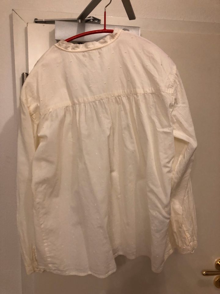 STEFANEL süße Bluse ivory  creme Gr. 40 *NEU* Baumwolle Rüschen in München