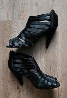 Schwarze Highheels in Satin Optik Nordrhein-Westfalen - Kleve Vorschau