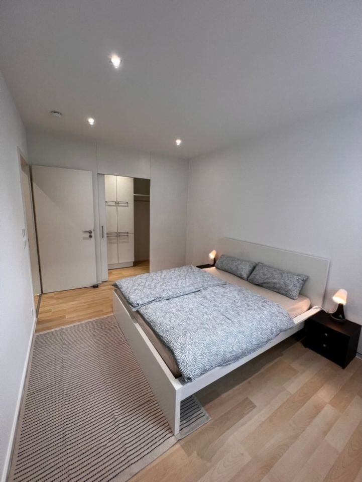 Modernes möbliertes 2-Zi Apartment mit Garten befristet 31.08.24 in Freiburg im Breisgau