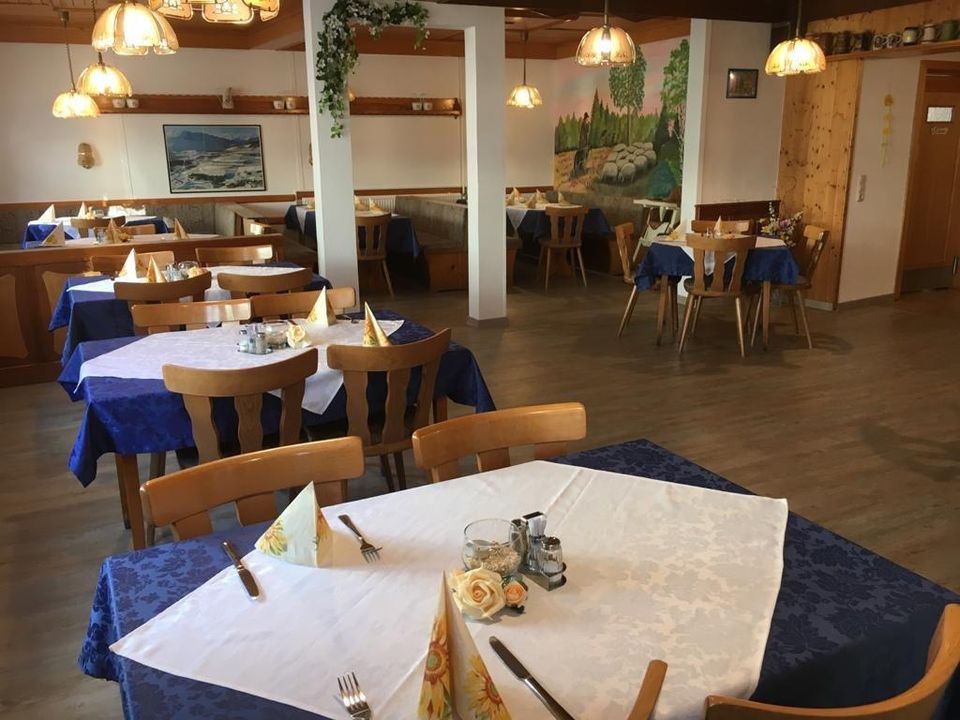 Pension mit Restaurant in Kaulsdorf
