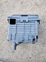 Vw Polo 9N Skoda Fabia 6Y Ablagekasten Batterie 6Q0915381 Berlin - Hohenschönhausen Vorschau