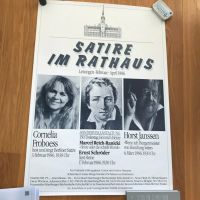 Satire im Rathaus u.a. mit Kornelia Froboess, Format 60x84cm Nordrhein-Westfalen - Solingen Vorschau