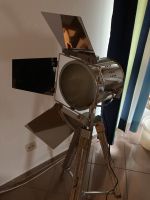 Stehlampe Vintage mit Stativ Hollywood Cinema Hessen - Lahnau Vorschau