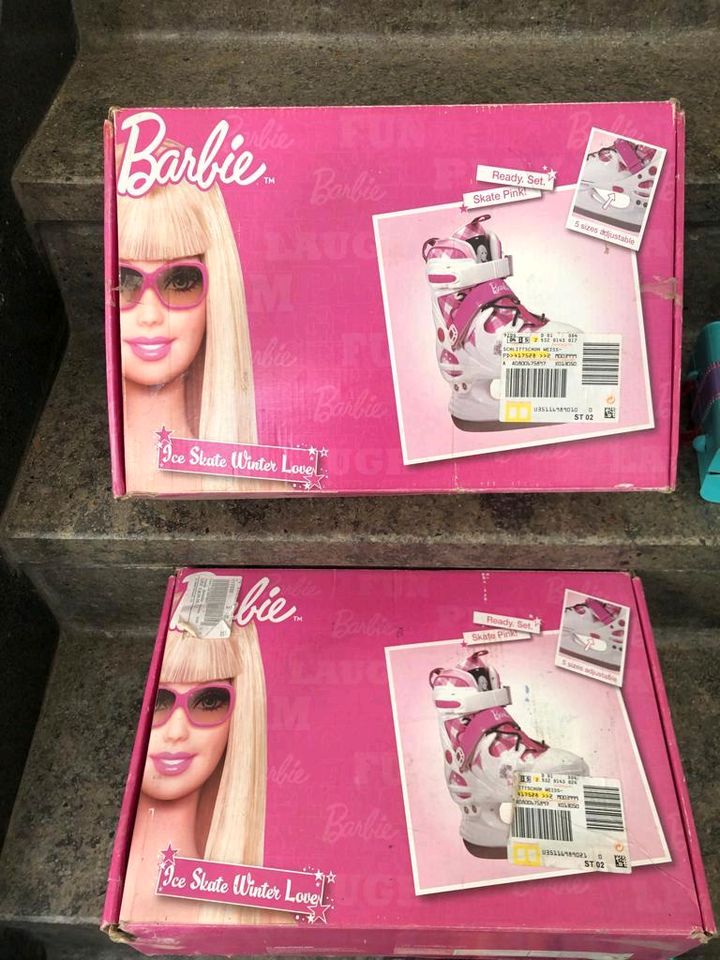 2 Ski Schuhe von Barbie 33-37 in Duisburg