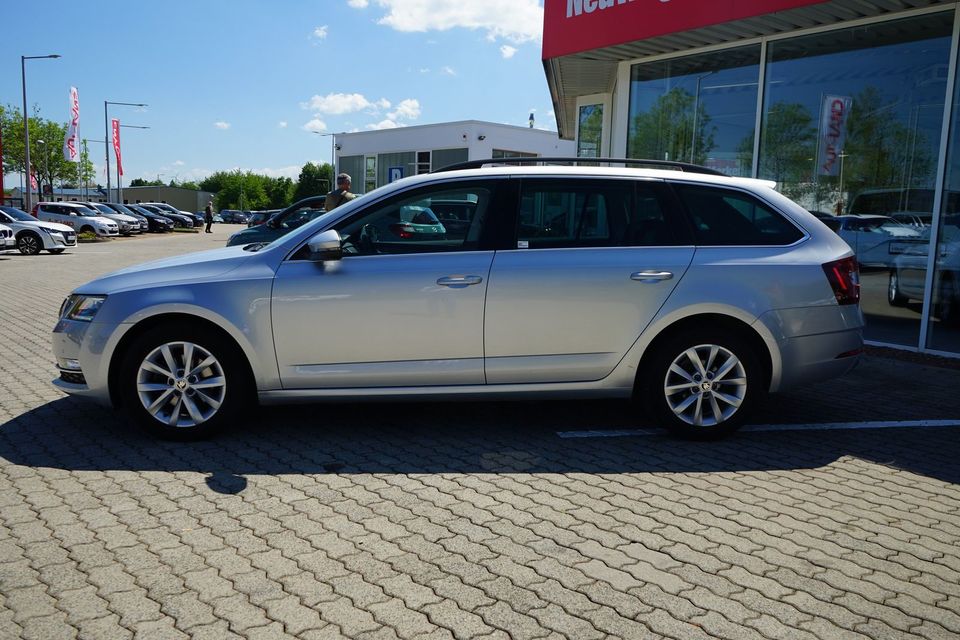 Skoda Octavia Combi 1.4 TSI DSG LED Navi Standheizung in Erfurt