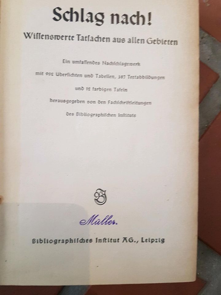 *2 antike Bücher "Richtig rechnen "&"Schlag nach" in Halle