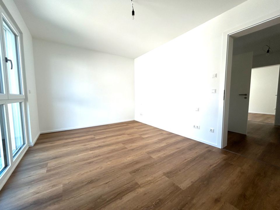 Erstbezug - Exklusive 3 Zimmerwohnung mit Terrasse und Einbauküche! in Eberdingen