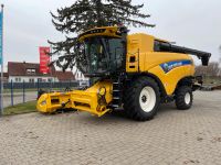 Mähdrescher Drescher New Holland CX 8.70 mit Schneidwerk 7,60m Bayern - Schernfeld Vorschau