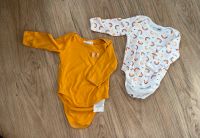 NEU!!! 2 schöne Baby Bodys Gr. 74 Hessen - Bensheim Vorschau