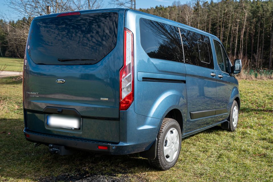 Ford Transit Custom Kombi mit Movovan Camperausbau in Ursensollen