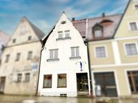 Mittendrin im Leben - Ein, Zwei-Familienhaus sucht eine neue Familie ! Bayern - Neustadt a. d. Waldnaab Vorschau