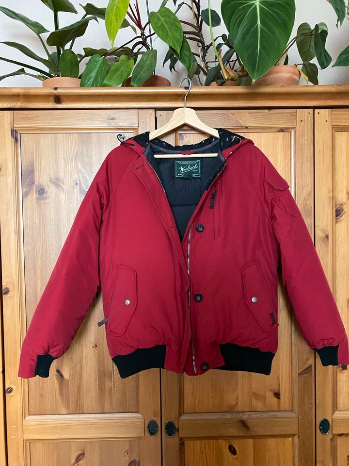 Woolrich Jacke Winterjacke Arctic Jacket Ruby XS in Berlin