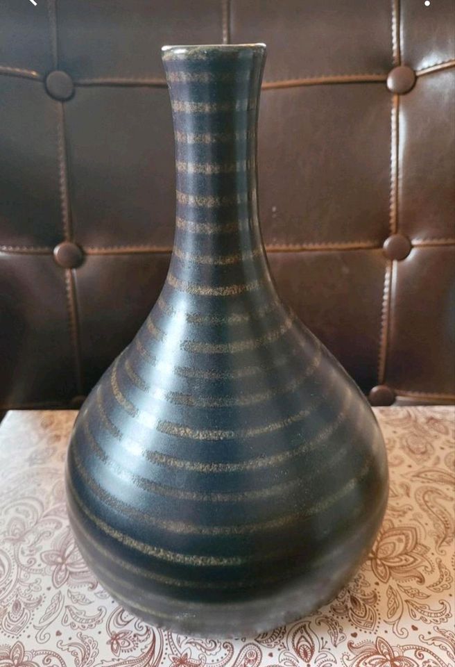 dunkelbraune Cuba Asa Selection Vase mit Ringeln in Dresden - Trachau |  eBay Kleinanzeigen ist jetzt Kleinanzeigen