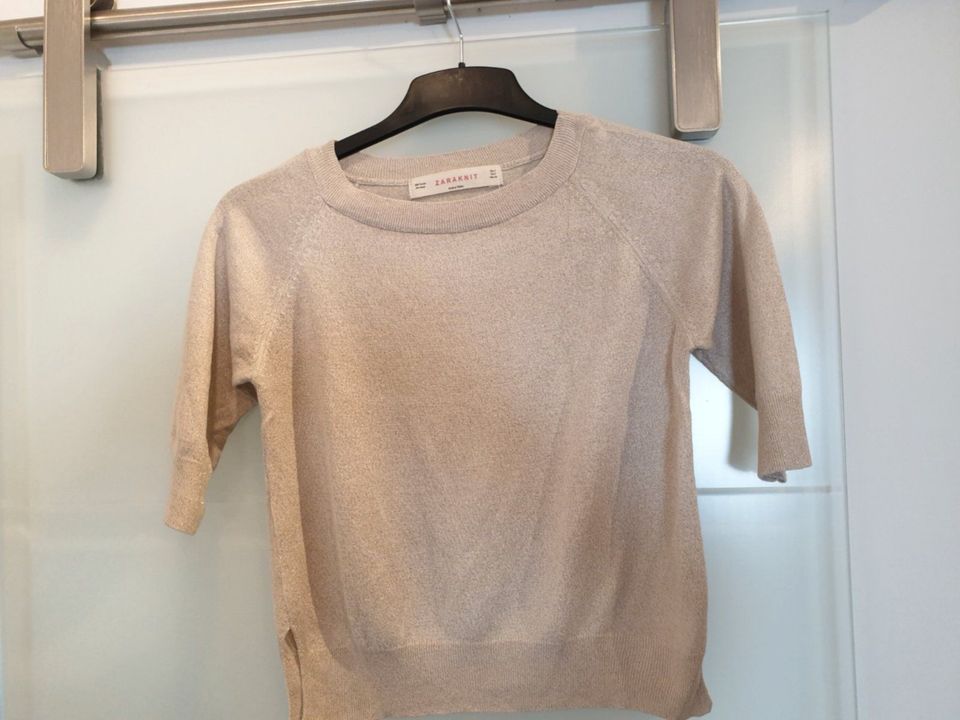 neuwertiges Zara Knitwear Pulli Shirt mit goldigem Schimmer Gr.36 in Aachen