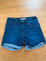 Jeans Short Levi’s neuwertig Nordrhein-Westfalen - Neuss Vorschau