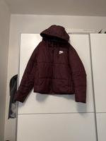 Wendejacke Nike Winter oder Übergang dunkelrot Brandenburg - Cottbus Vorschau