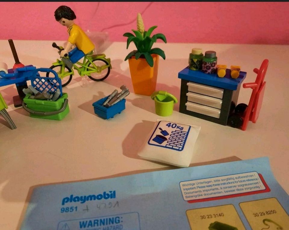 Playmobil Werkstatt 9851 und Handwerker 4791 in Drochtersen