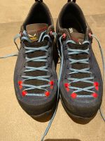 Wie neu Salewa MTN Trainer 2 GTX Damen Wanderschuhe 42 Nordrhein-Westfalen - Bergisch Gladbach Vorschau