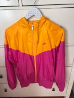 Jacke Trainingsanzug Nike tolle Farben Hingucker Berlin - Neukölln Vorschau