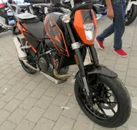 Ktm 690 17 Duke Schlachtfest Gabel  Motor Heckrahmen Gabelbrücke Sachsen - Hoyerswerda Vorschau