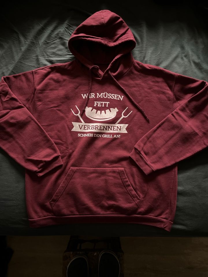 Kapuzen Pullover Hoodie 2XL Sprüche  B&C Collection „Grillen“ in Gemünden (Wohra)