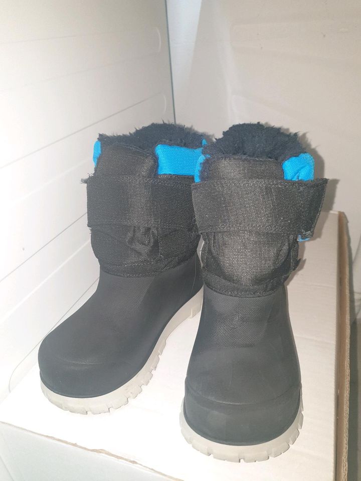 Winterboots/Schneestiefel Gr. 29 in Haan