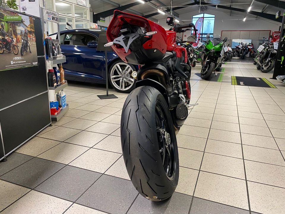 Ducati Streetfighter V2 - 2024 "TWC-Edition" 2,99 % in Scheeßel