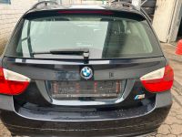 BMW E91 Heckklappe Heckscheibe Carbonschwarz 416 Nordrhein-Westfalen - Bottrop Vorschau