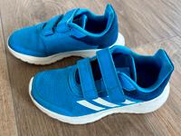 Adidas Sportschuhe Hallenschuhe Laufschuhe 33 Nordrhein-Westfalen - Willich Vorschau