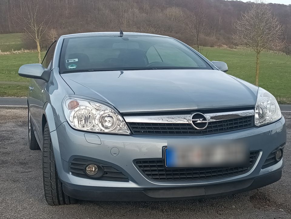 TOP Opel Astra H TT Cabrio 87.800km Automatik AHK Klima Tempomat in Dingelstädt